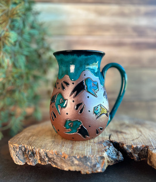 Bison pattern mug